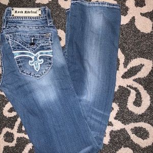 Rock revivals that are now to small for me.